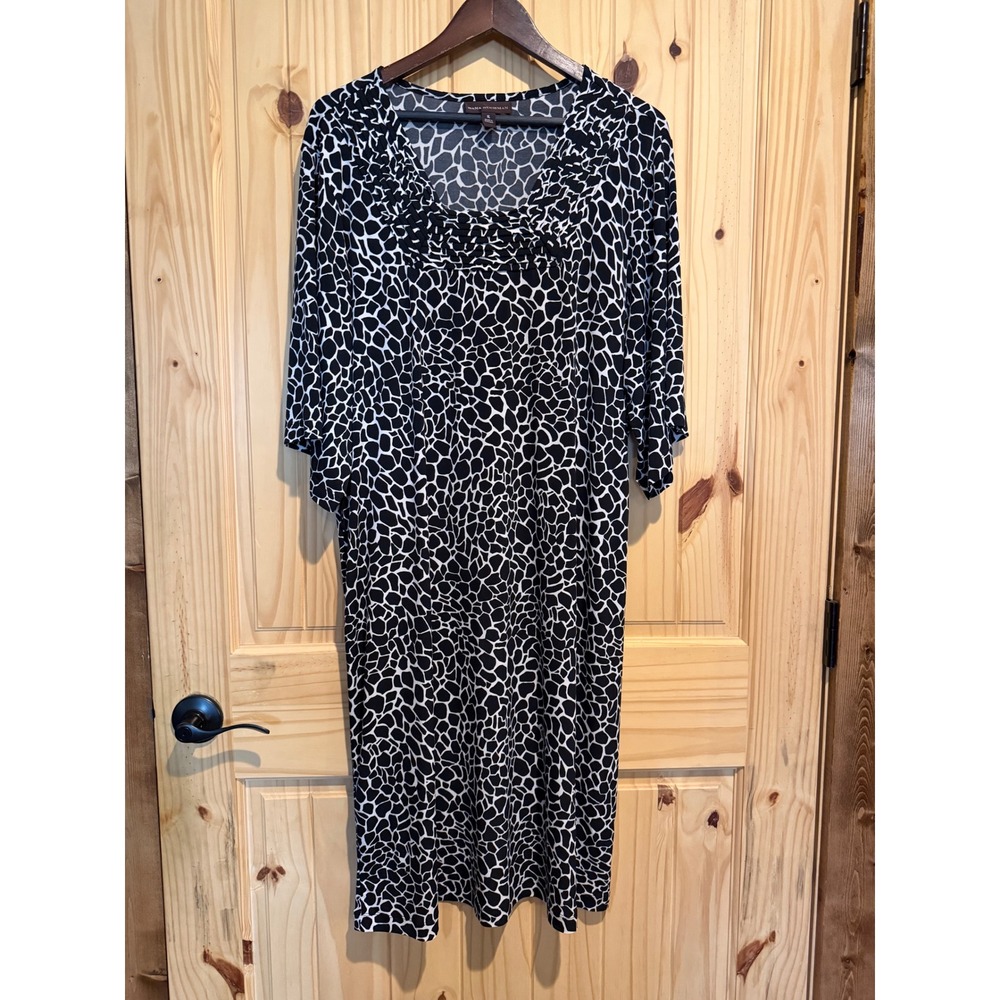 Dana Buchman Womens XL Black White Giraffe Print Pleated Neck Sheath Dress